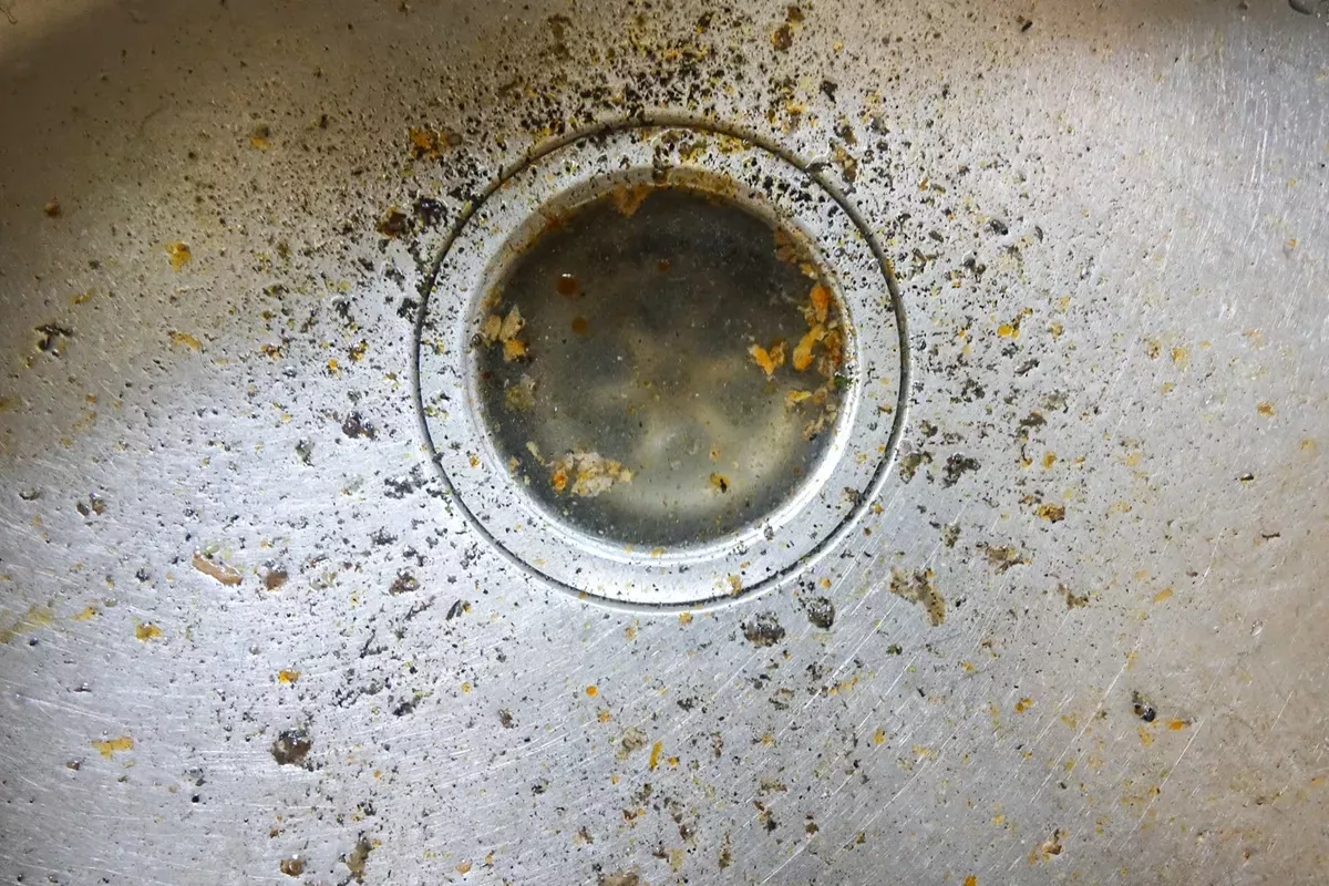 Effectieve huismiddeltjes voor verstopte afvoeren